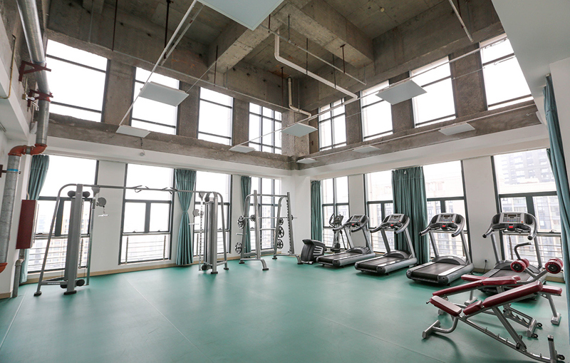 单位健身房器材